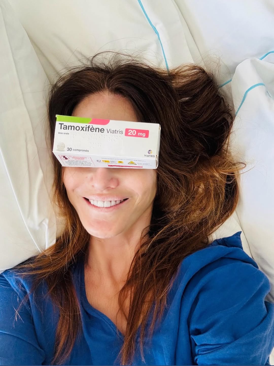 The former first lady of France announced the completion of treatment for breast cancer photo 1